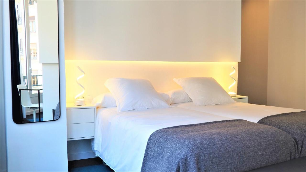 Plaza View Hotel บาเลนเซีย ภายนอก รูปภาพ